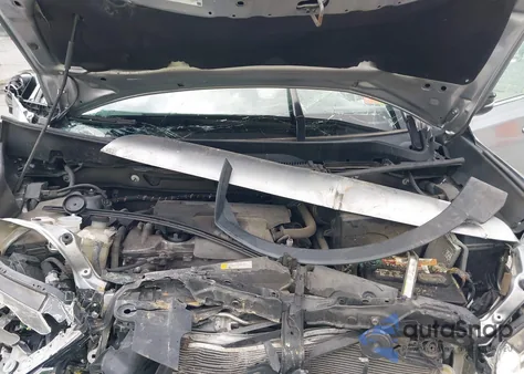 2017 Toyota Rav4 Se z USA, uszkodzony, nr VIN 2T3JFREV7HW568488